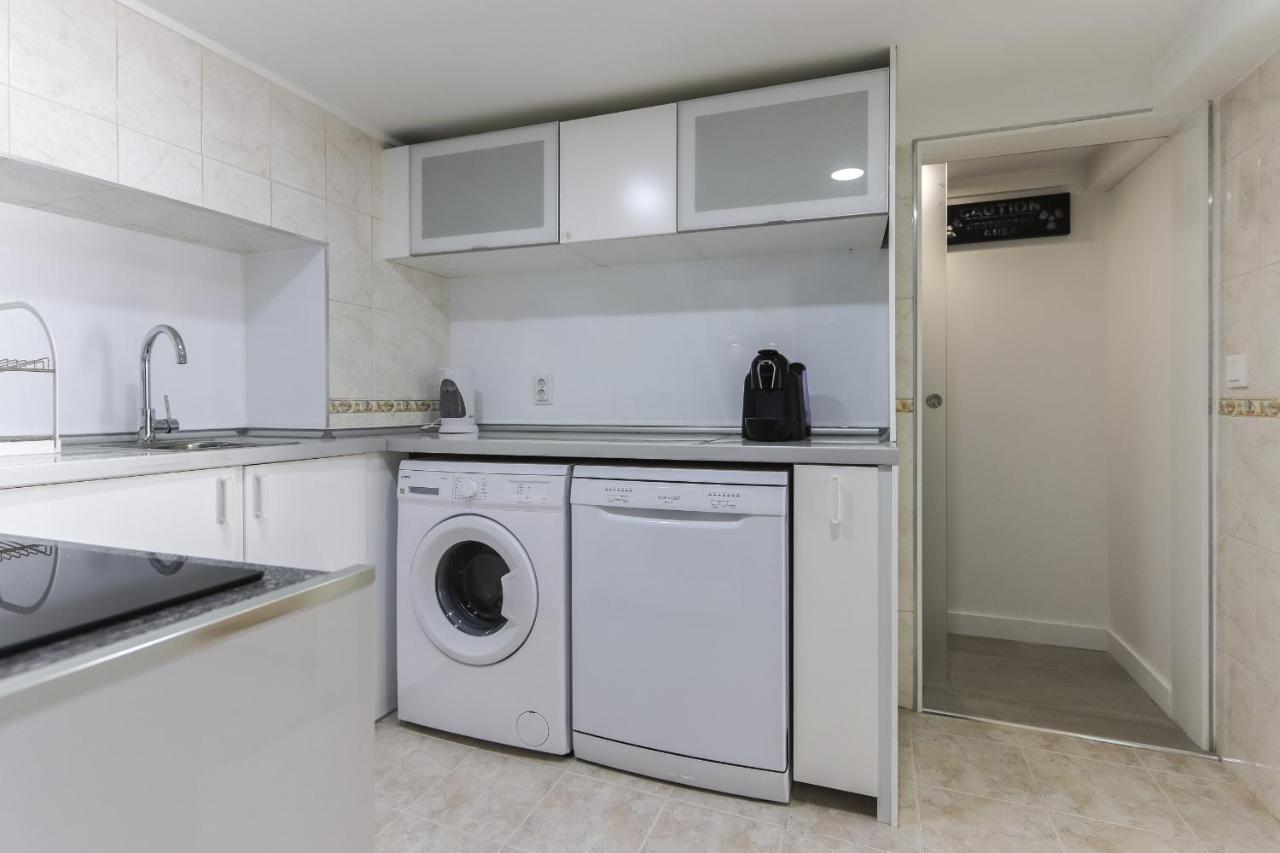 Bairro Alto Experience By Homing Apartment Lisbon Bagian luar foto